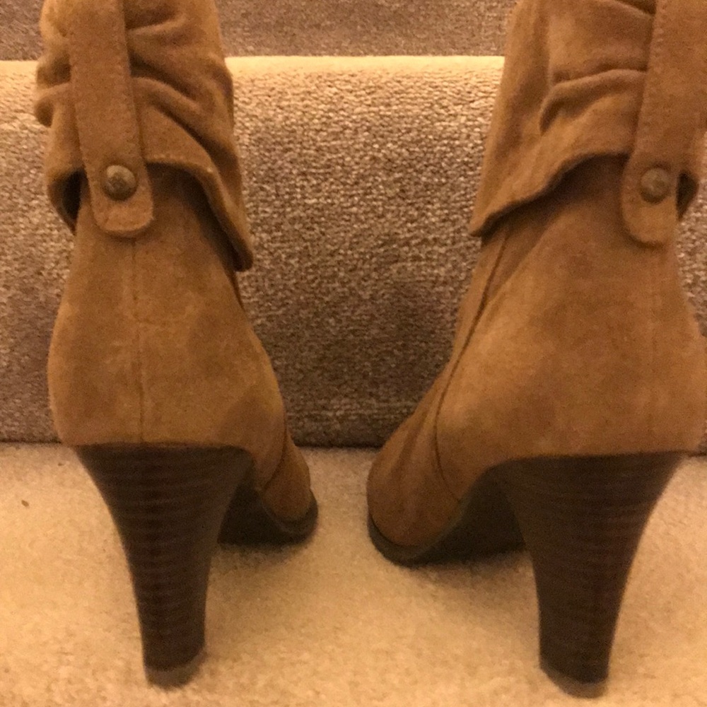 NWOT Suede Boots (9) - Picture 3 of 6